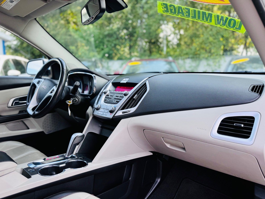 2011 GMC Terrain Image 19
