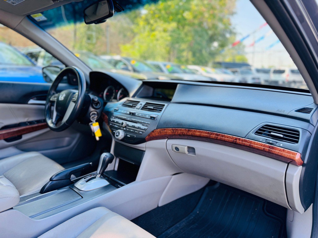2012 Honda Accord Image 21
