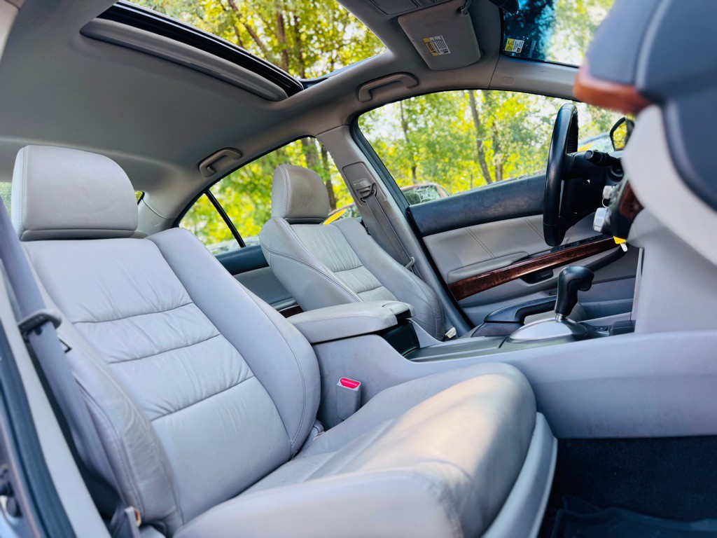 2012 Honda Accord Image 24