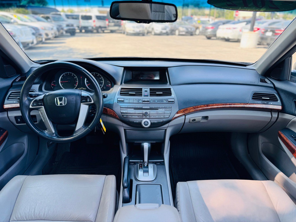 2012 Honda Accord Image 27