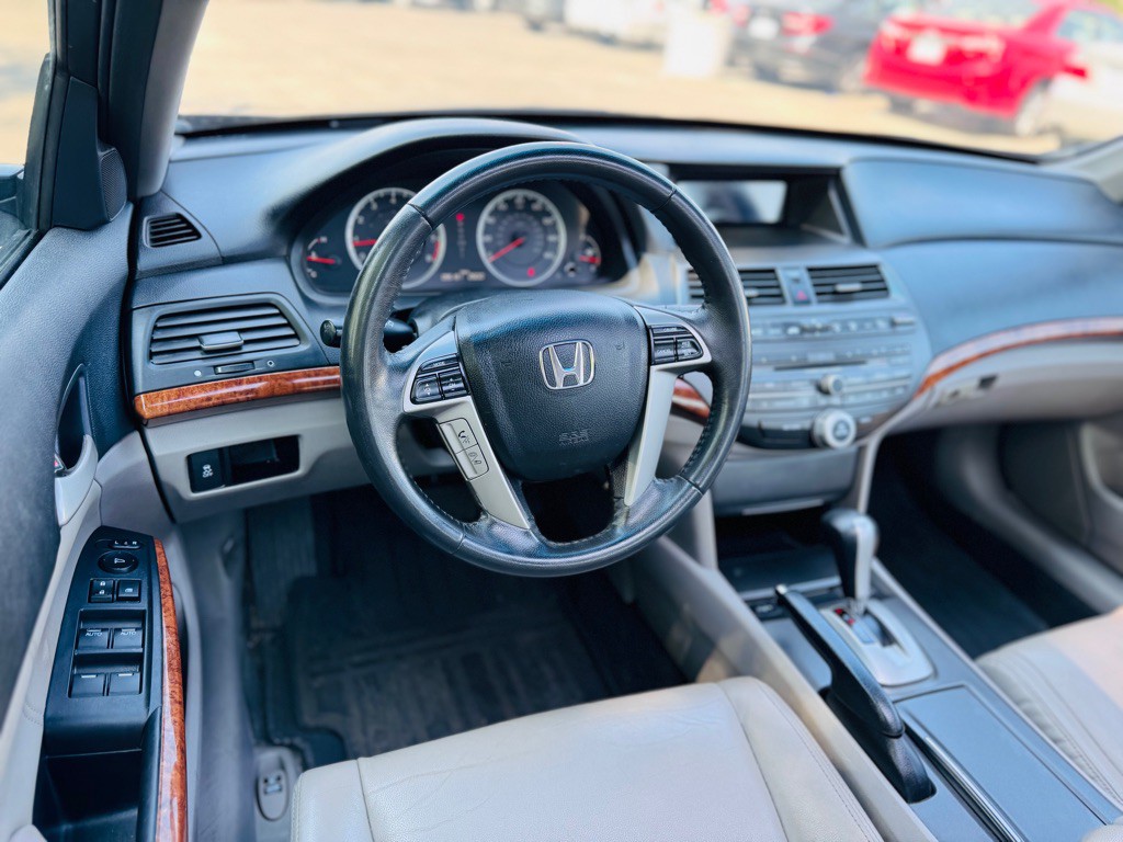 2012 Honda Accord Image 28