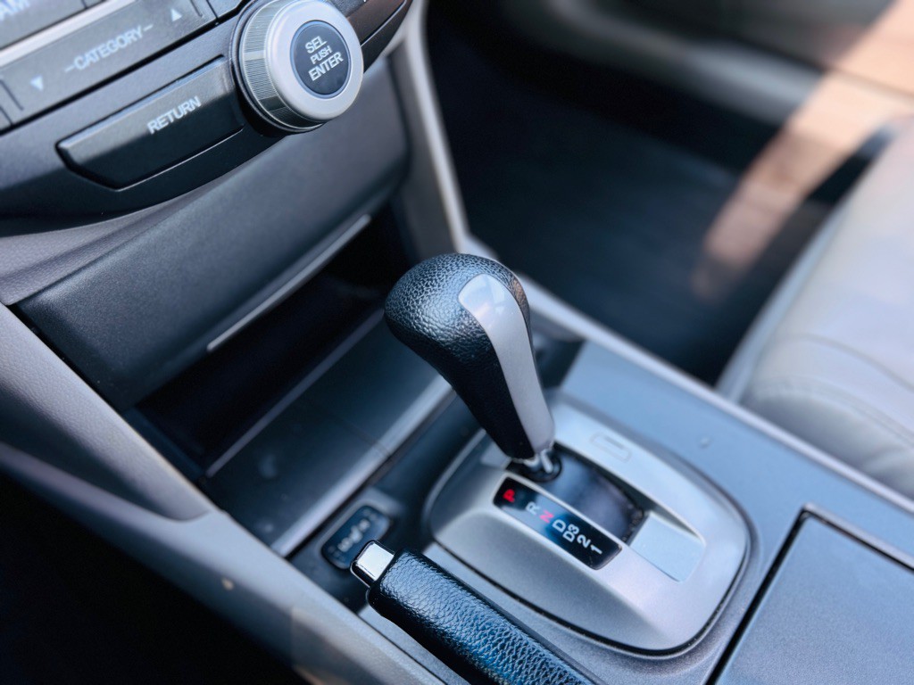 2012 Honda Accord Image 37