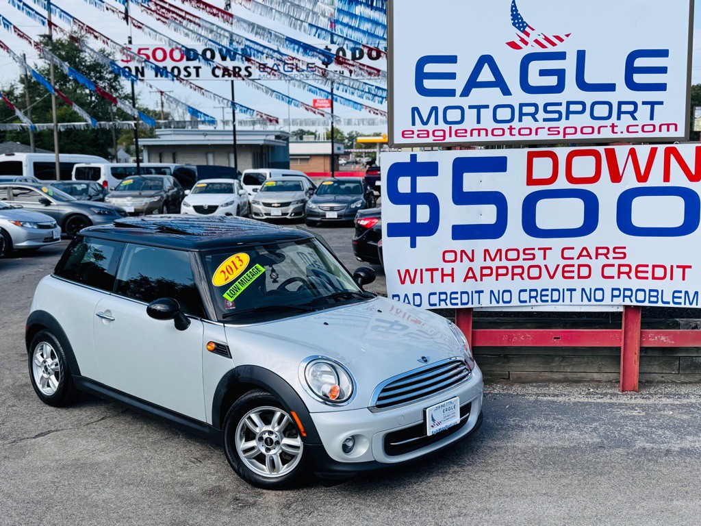 2013 MINI Cooper Image 2