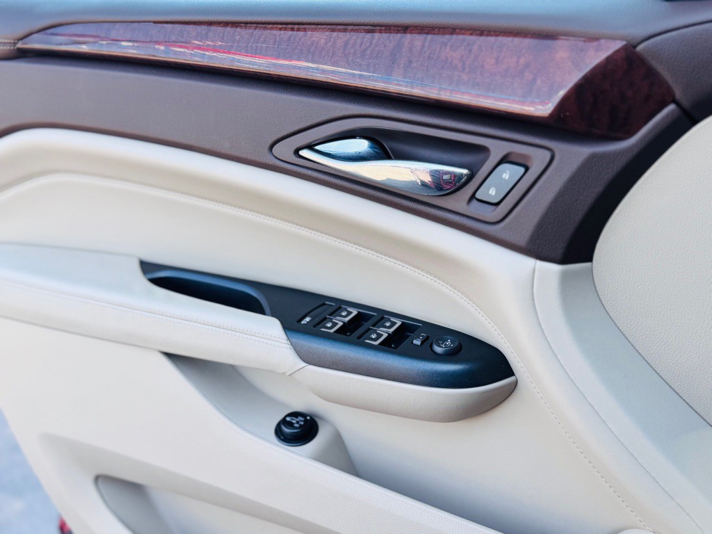2016 Cadillac SRX Image 14