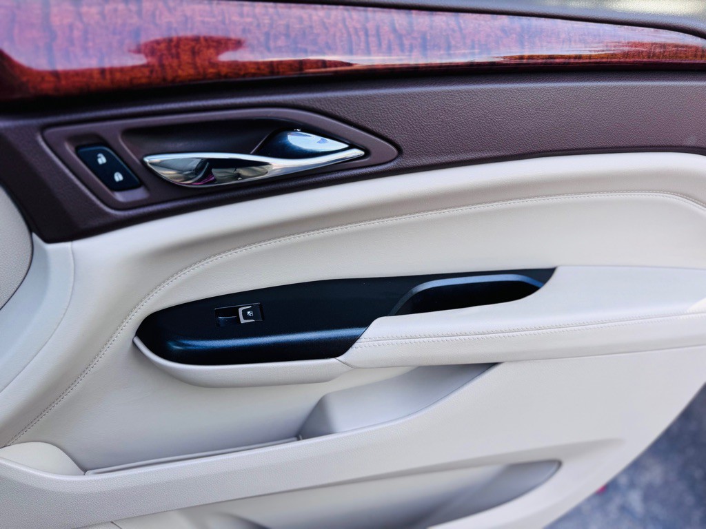 2016 Cadillac SRX Image 21