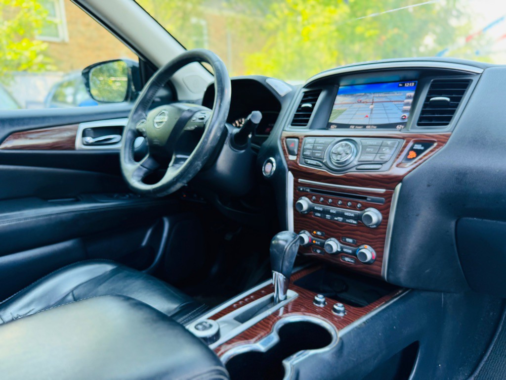2017 Nissan Pathfinder Image 27
