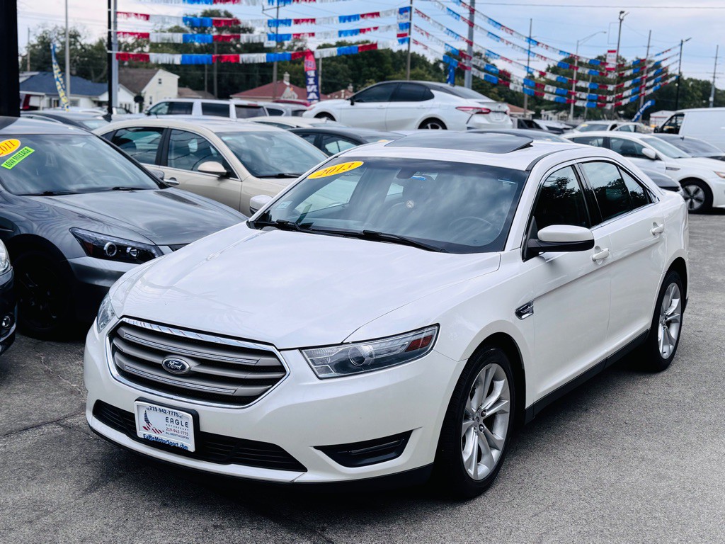 2013 Ford Taurus Image 14