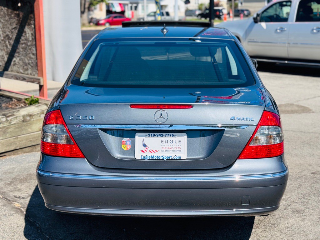 2008 Mercedes-Benz E-Class Image 11