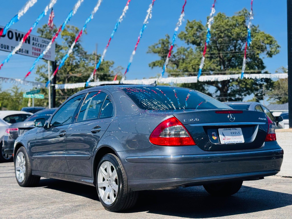 2008 Mercedes-Benz E-Class Image 12