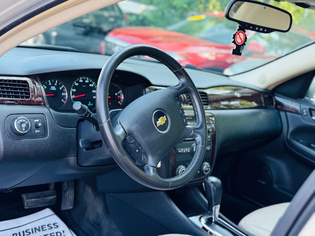 2012 Chevrolet Impala Image 20