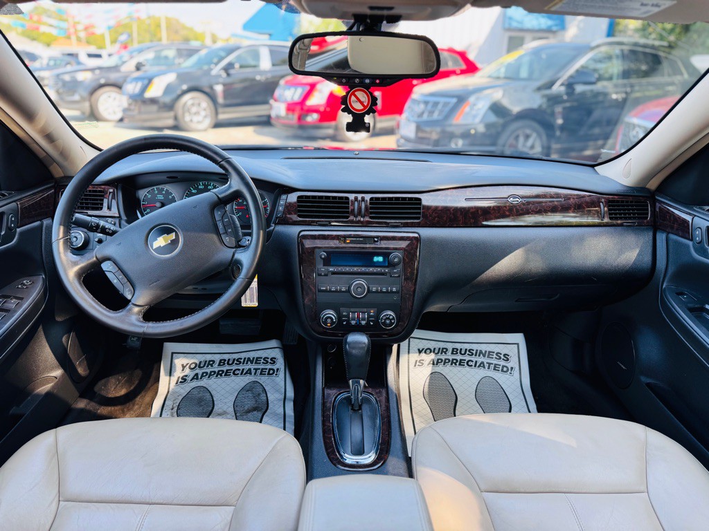 2012 Chevrolet Impala Image 32