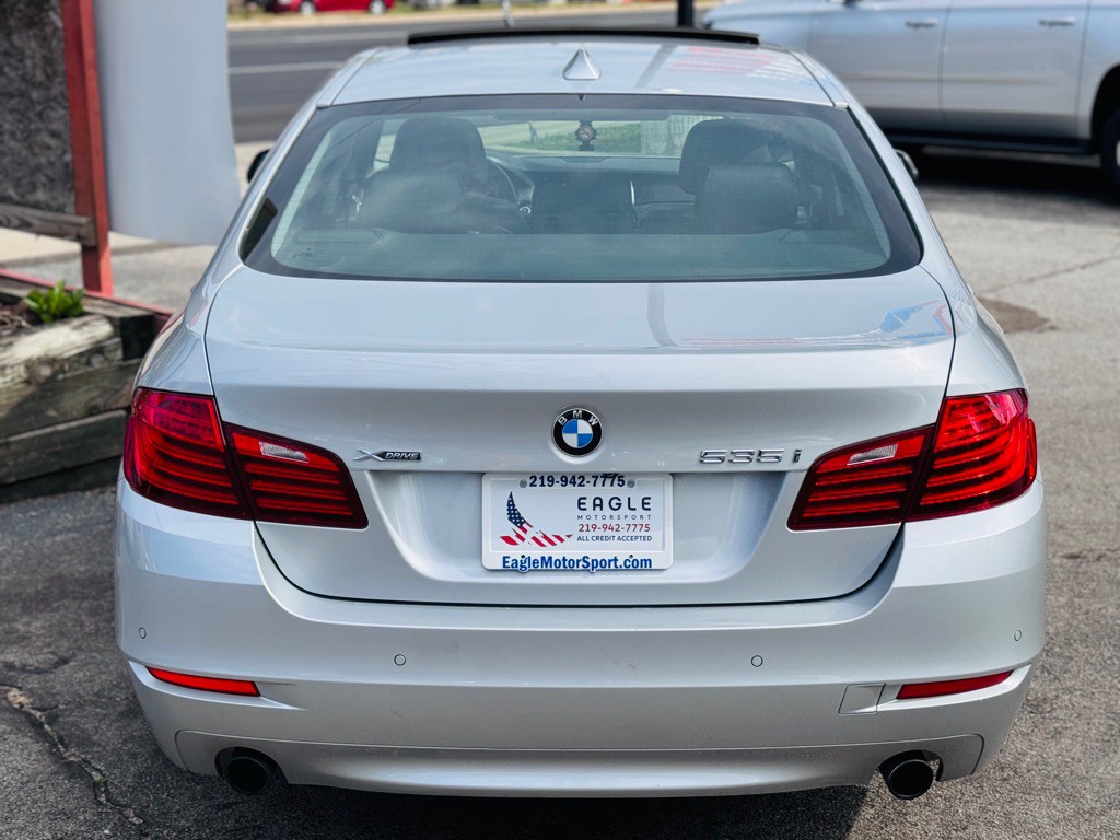 2014 BMW 5 Series Image 9