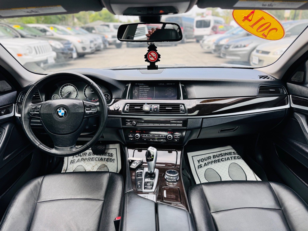 2014 BMW 5 Series Image 36