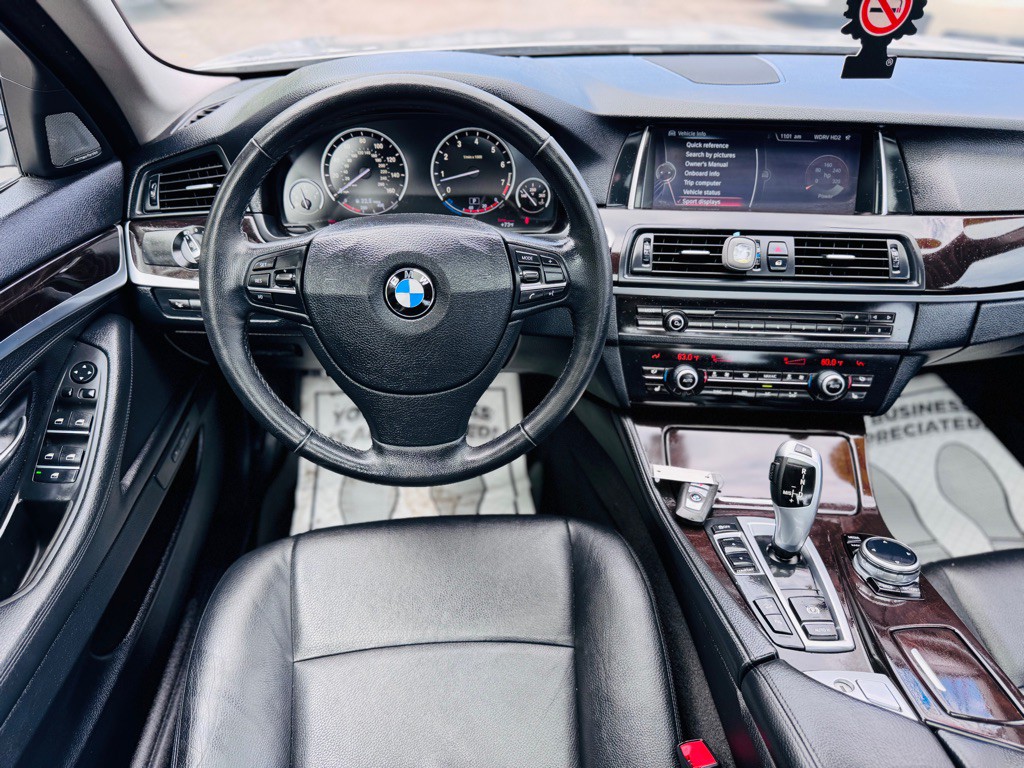 2014 BMW 5 Series Image 39
