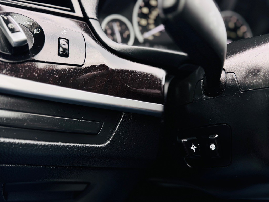 2014 BMW 5 Series Image 43