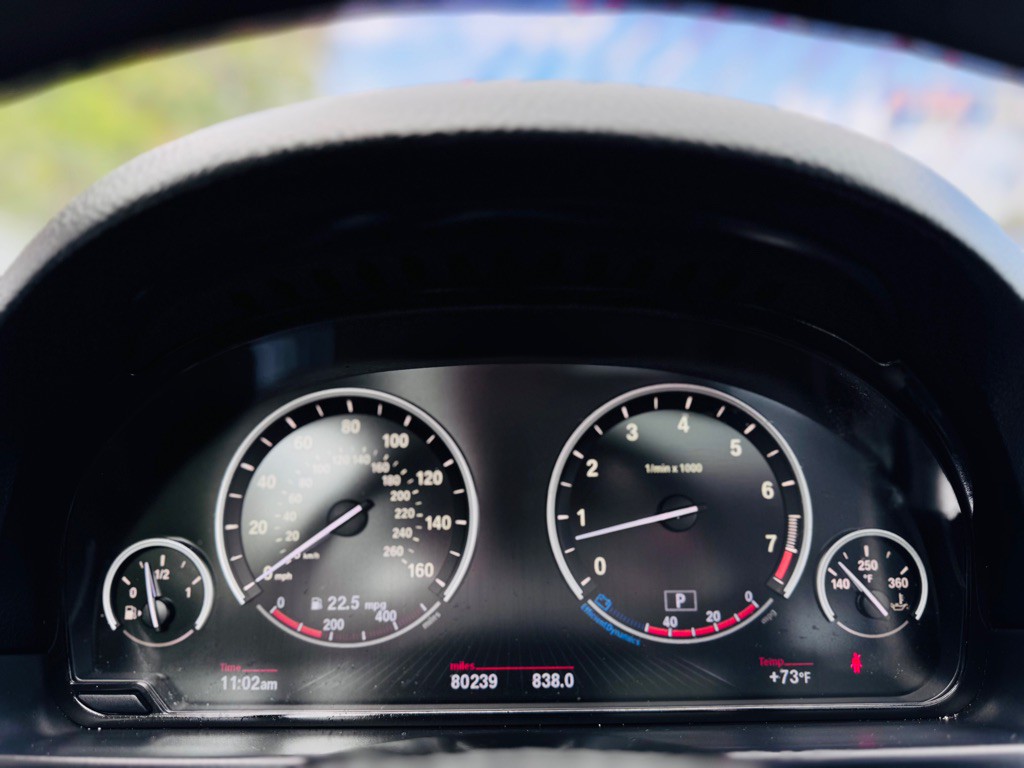 2014 BMW 5 Series Image 45