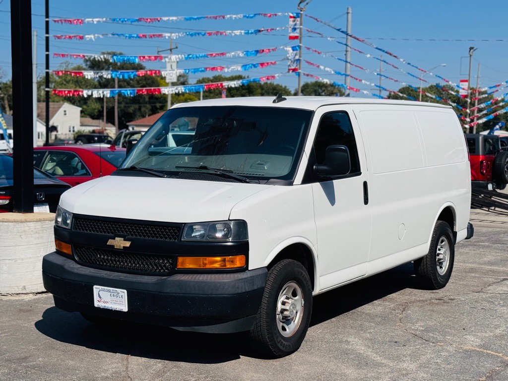 2020 Chevrolet Express Image 10