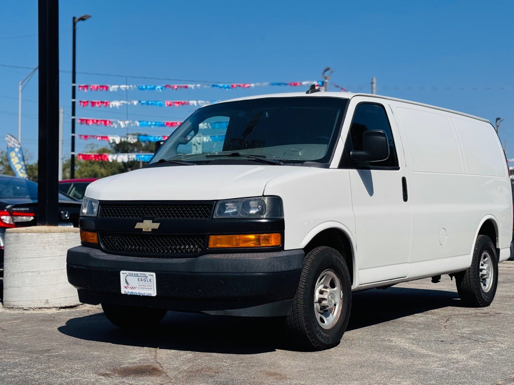 2020 Chevrolet Express Image 11