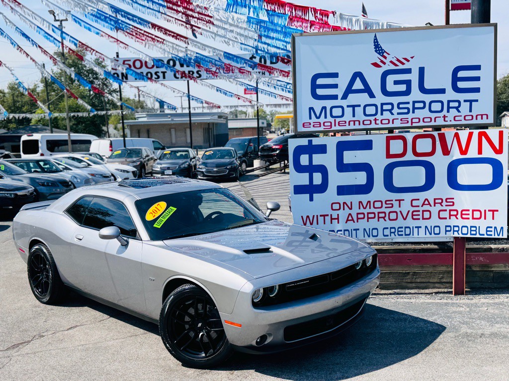 2017 Dodge Challenger Image 2