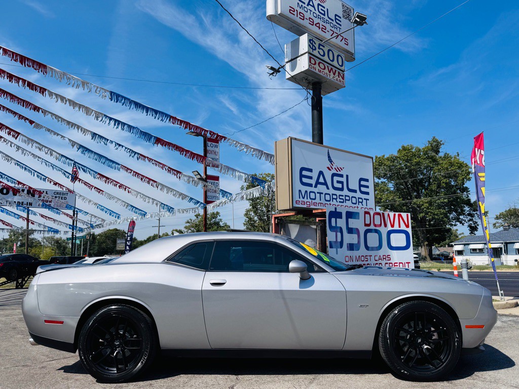 2017 Dodge Challenger Image 7