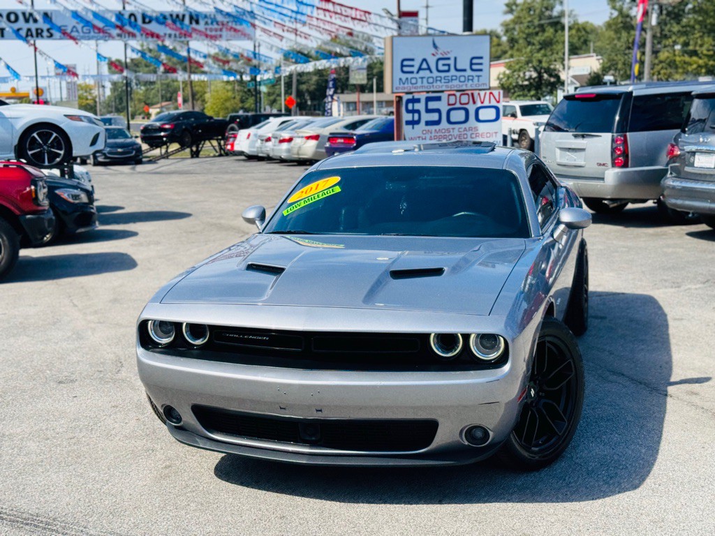 2017 Dodge Challenger Image 20