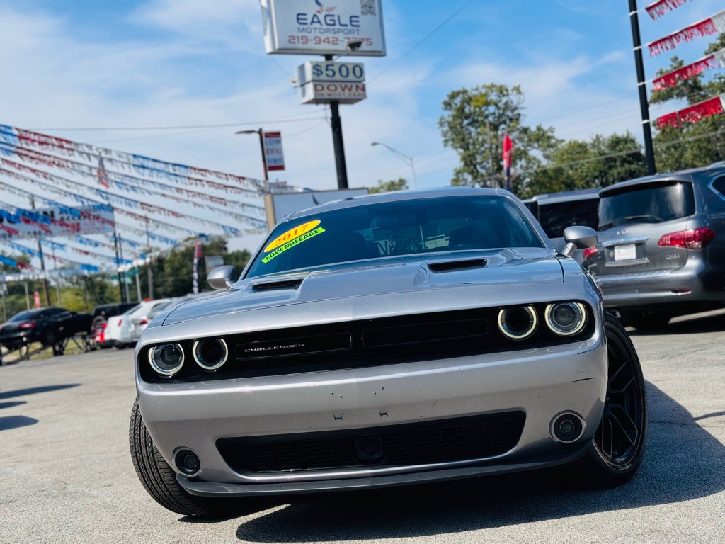 2017 Dodge Challenger Image 21