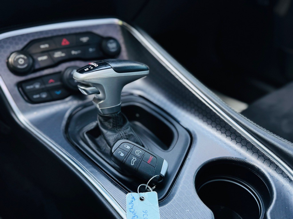 2017 Dodge Challenger Image 60