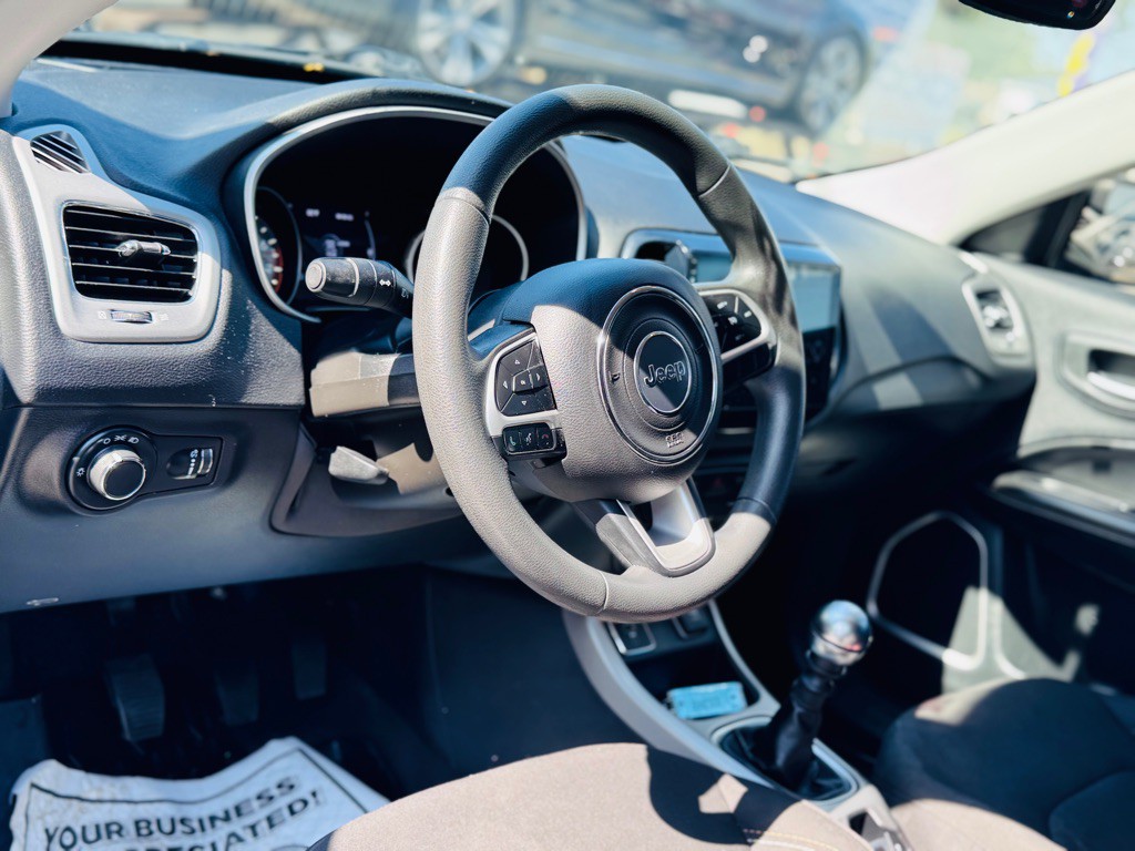 2020 Jeep Compass Image 14
