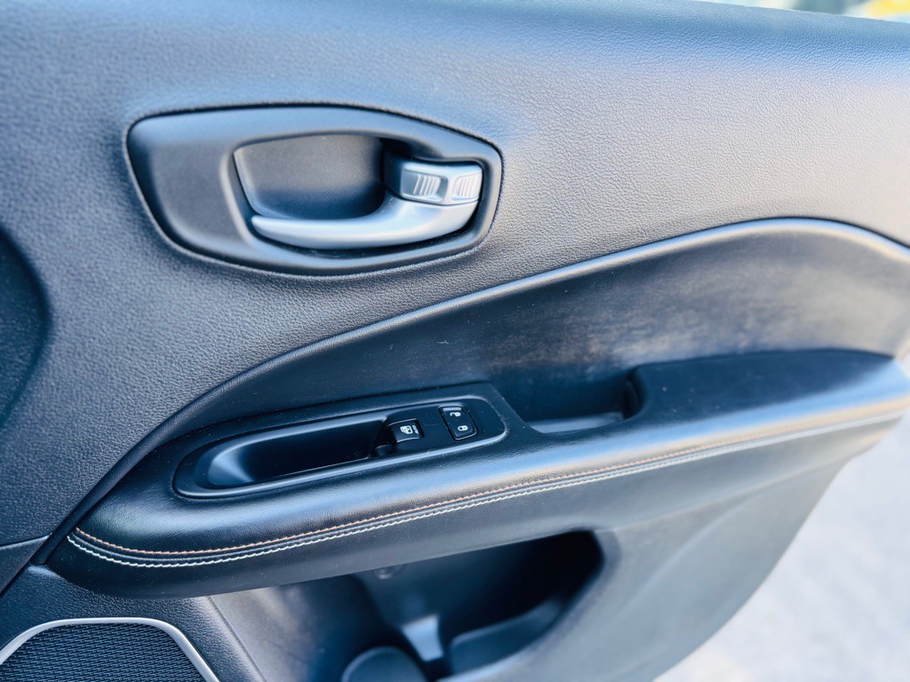2020 Jeep Compass Image 19