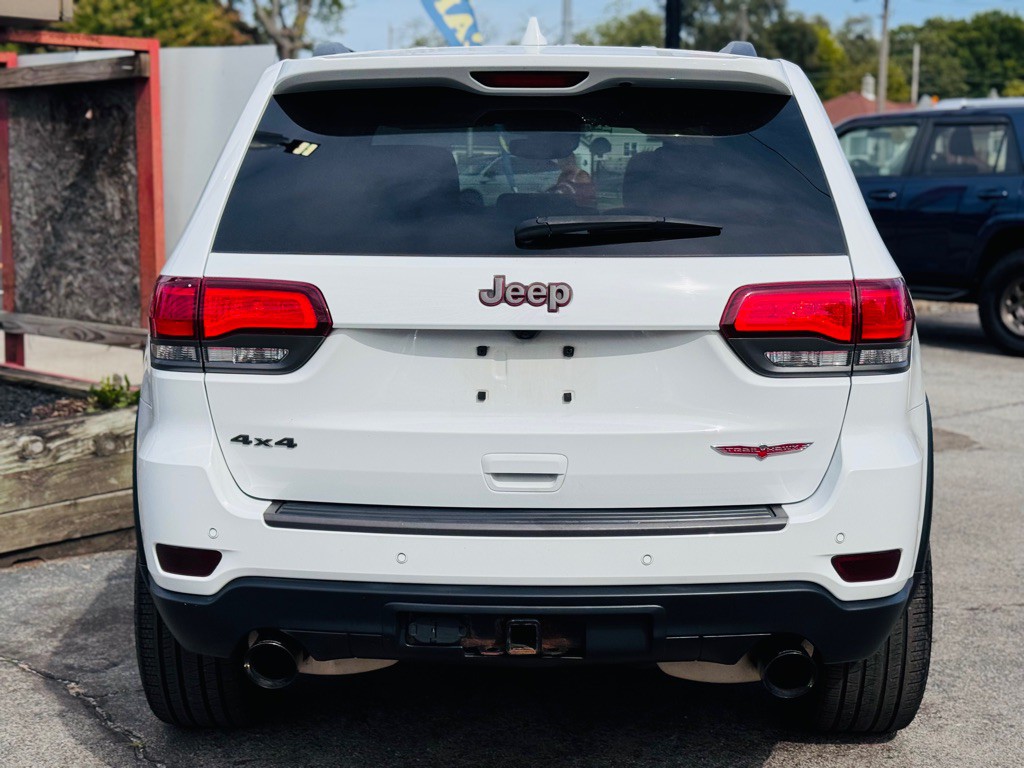 2017 Jeep Grand Cherokee Image 10