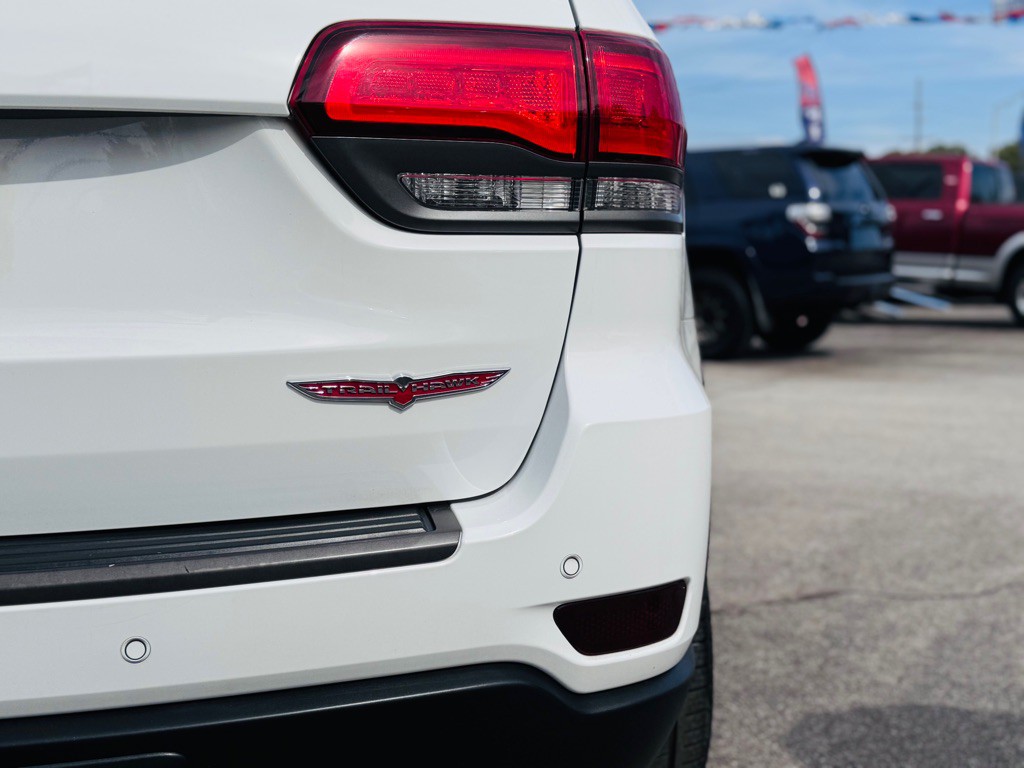 2017 Jeep Grand Cherokee Image 11