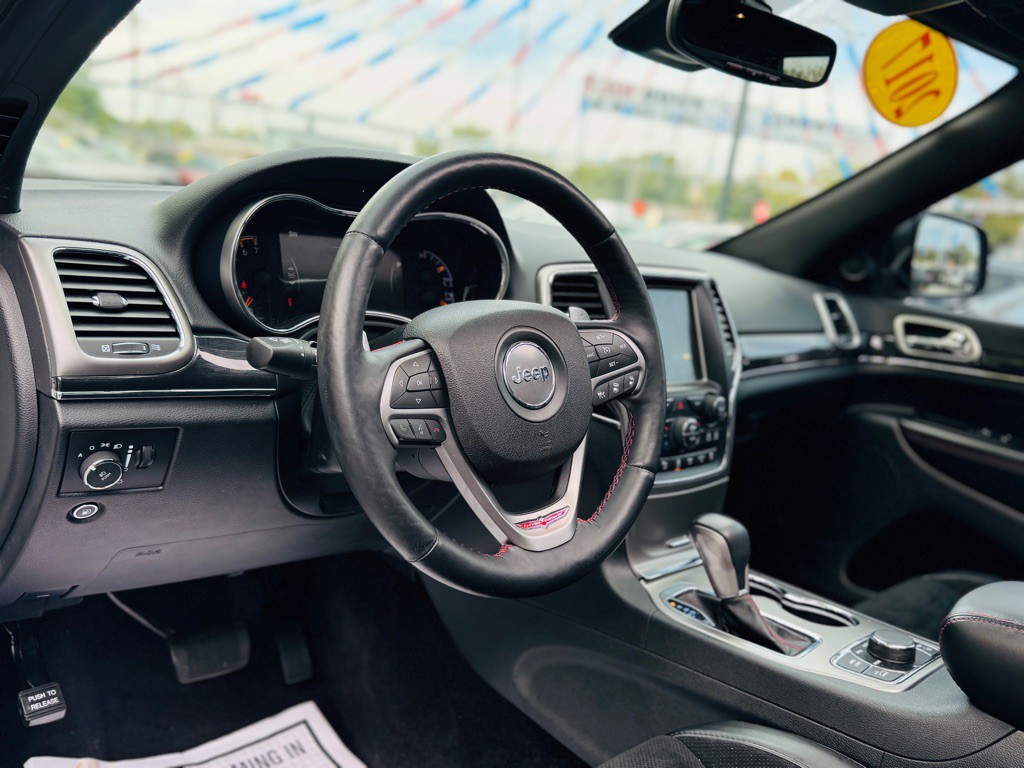 2017 Jeep Grand Cherokee Image 28