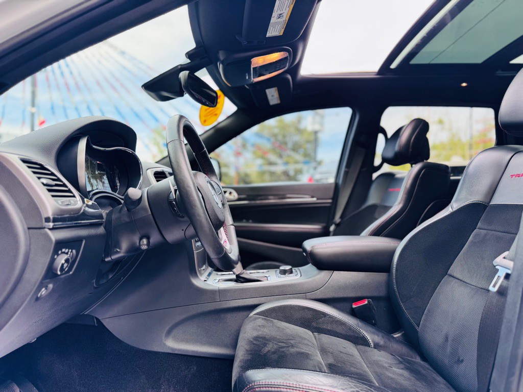 2017 Jeep Grand Cherokee Image 31