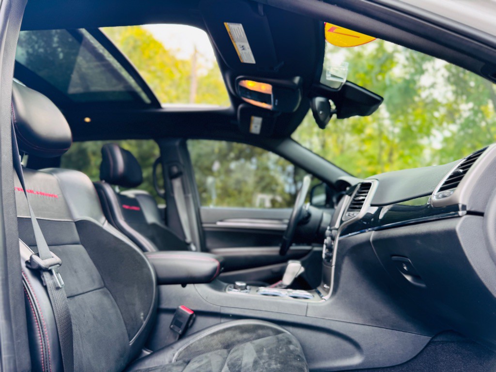 2017 Jeep Grand Cherokee Image 38