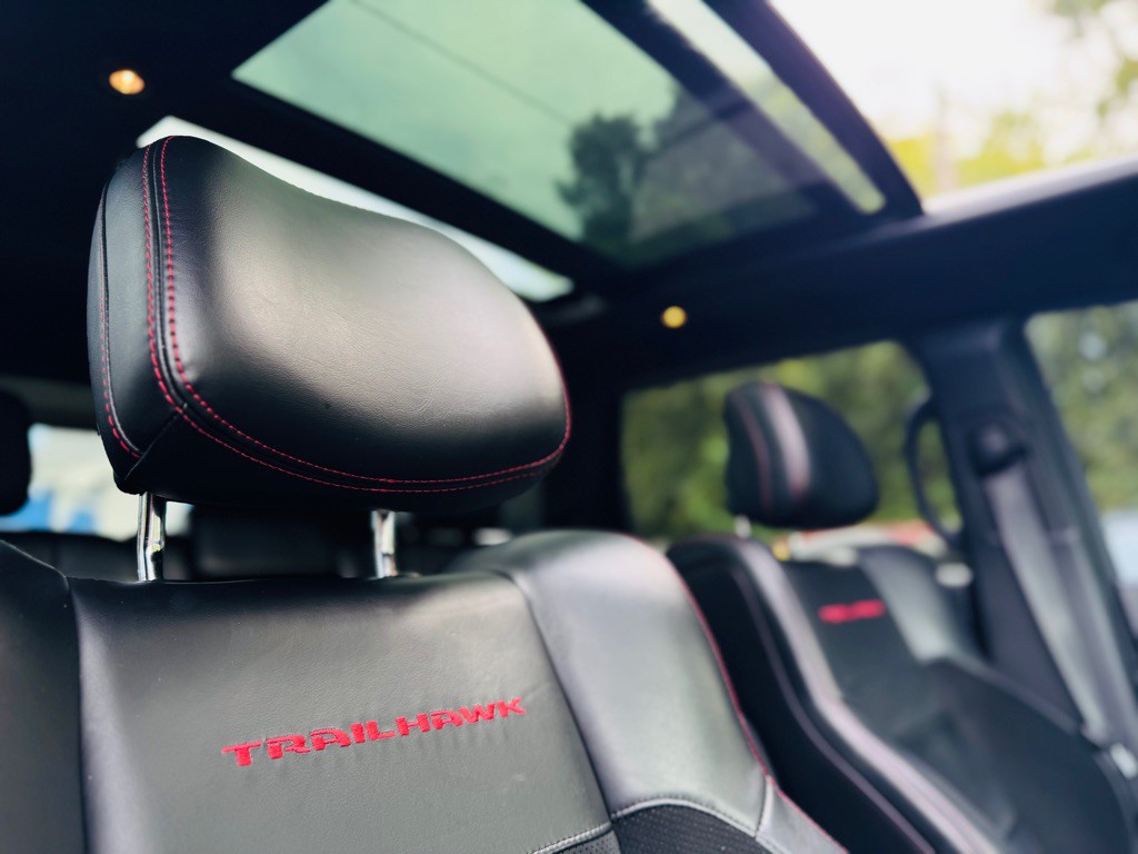 2017 Jeep Grand Cherokee Image 40