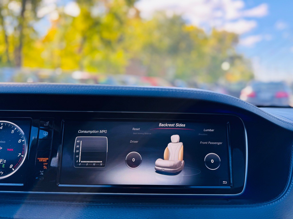 2016 Mercedes-Benz S-Class Image 50