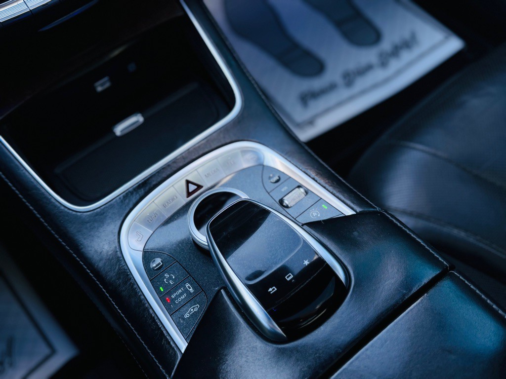 2016 Mercedes-Benz S-Class Image 53