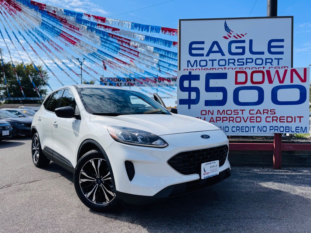 2022 Ford Escape Image 3