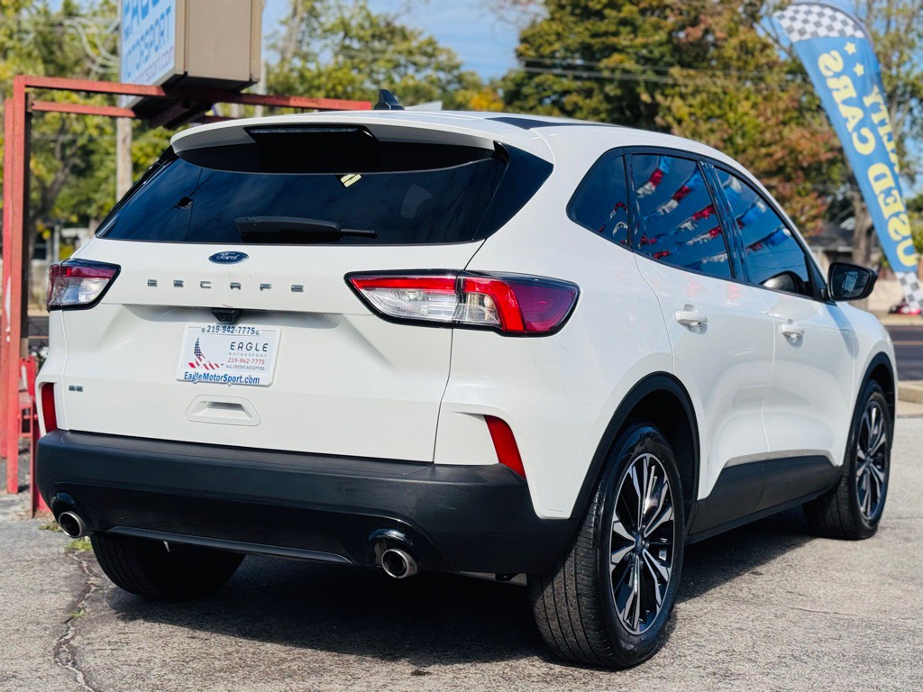 2022 Ford Escape Image 7