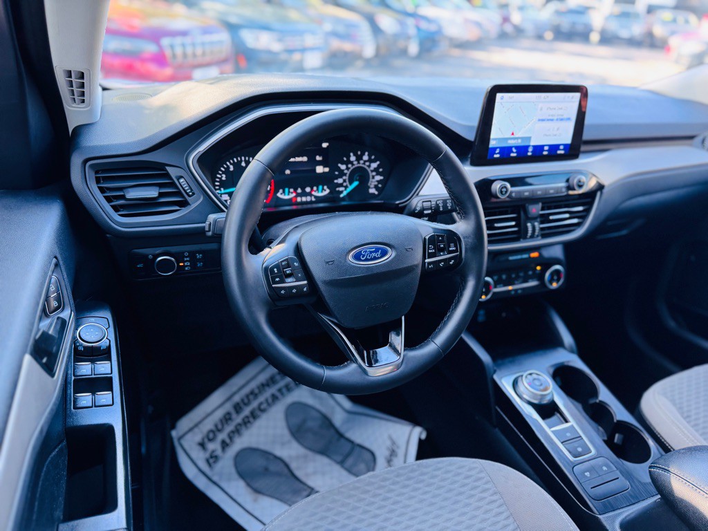 2022 Ford Escape Image 28