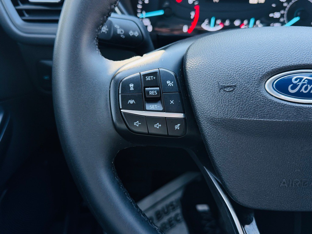 2022 Ford Escape Image 32
