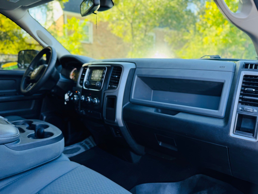 2015 RAM 1500 Image 24