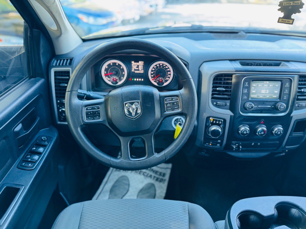2015 RAM 1500 Image 30