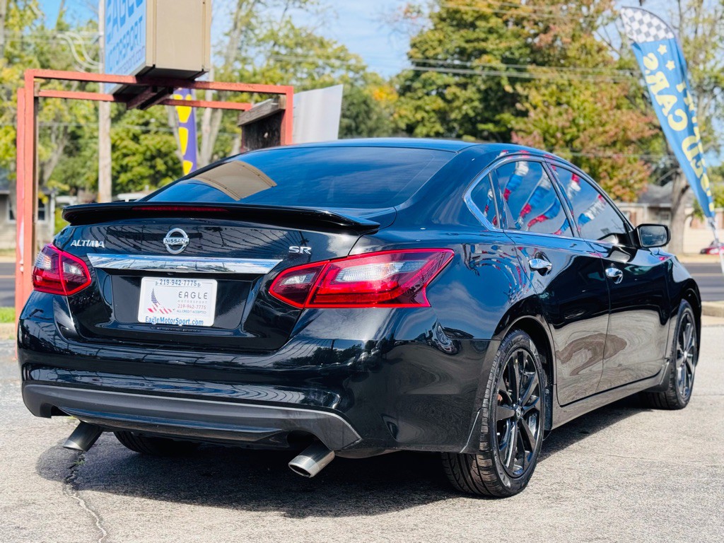 2017 Nissan Altima Image 7