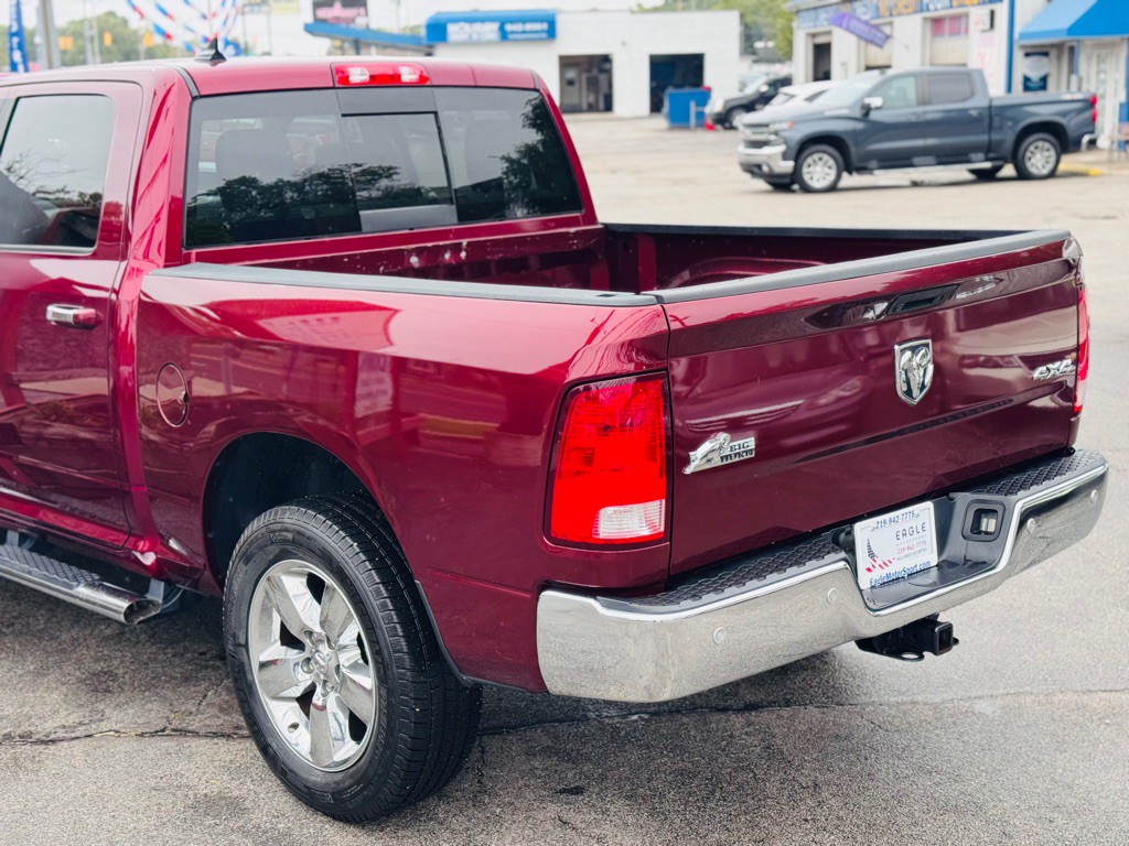 2017 RAM 1500 Image 12