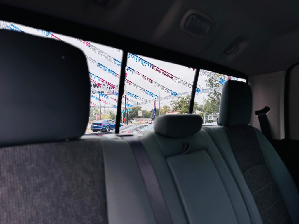 2017 RAM 1500 Image 26