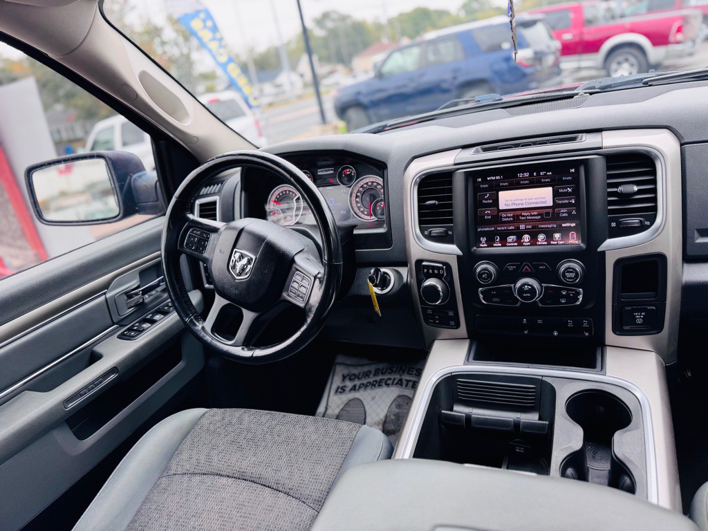 2017 RAM 1500 Image 31
