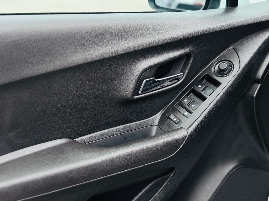 2020 Chevrolet Trax Image 16