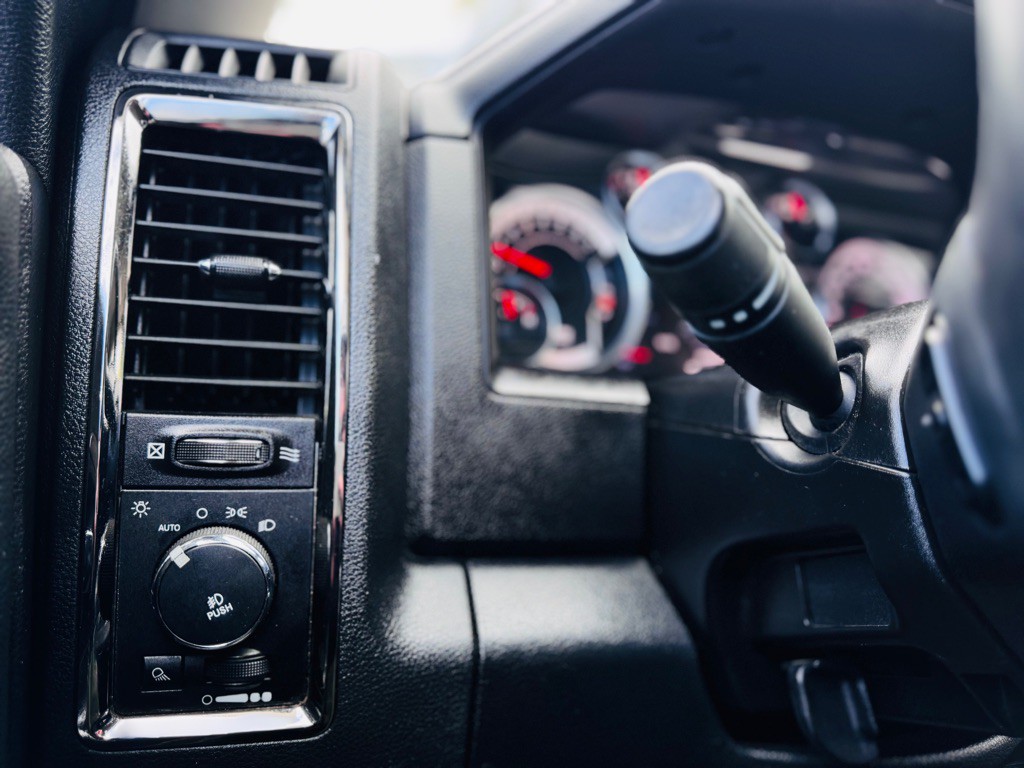 2013 RAM 1500 Image 29