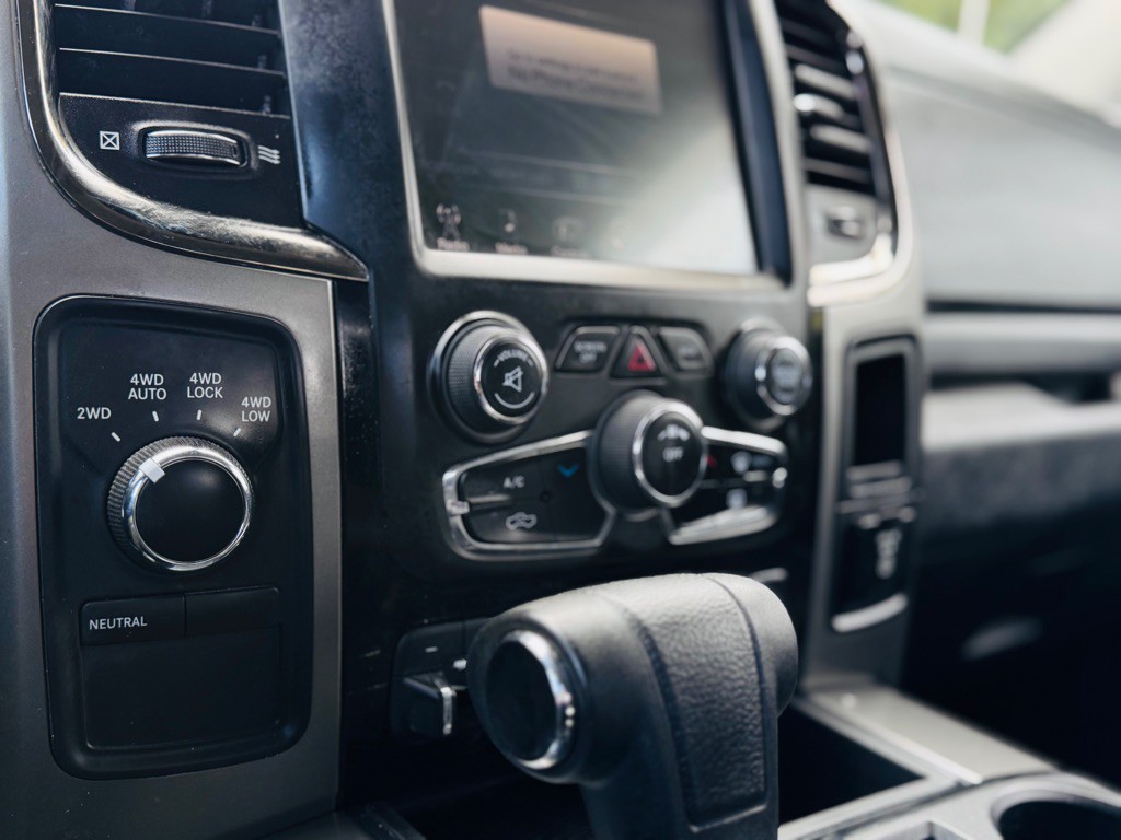 2013 RAM 1500 Image 35